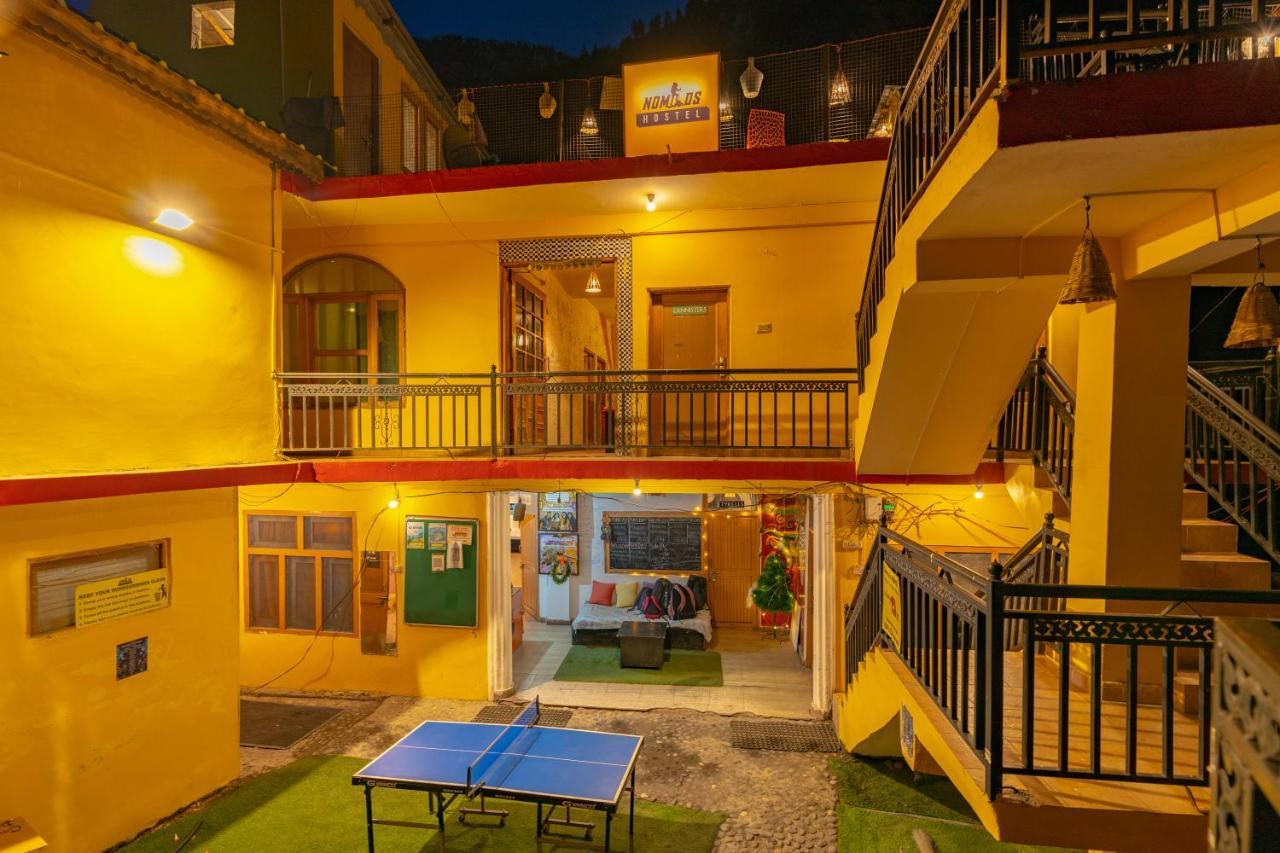 קאסול Nomads Hostel מראה חיצוני תמונה